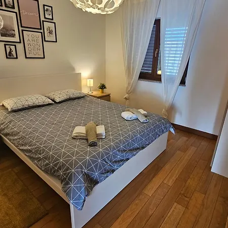 Bluemare With Shared Pool Апартаменты *