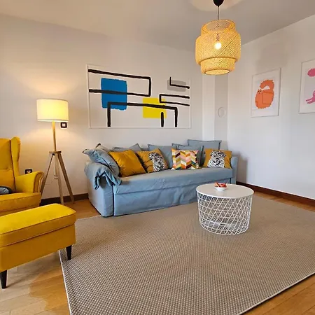 Bluemare With Shared Pool Apartment *