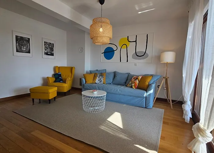 Bluemare With Shared Pool Appartement