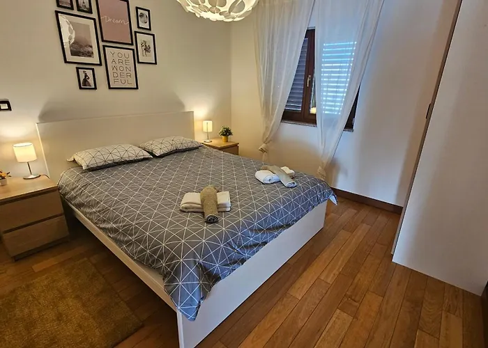 Bluemare With Shared Pool Appartement *