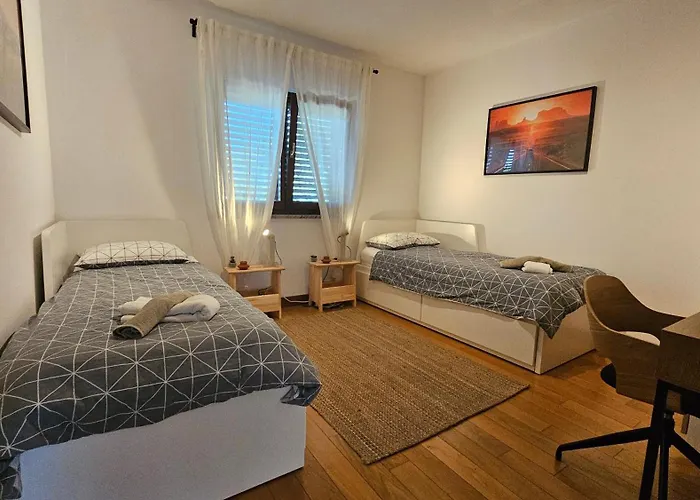 Appartement Bluemare With Shared Pool Ližnjan