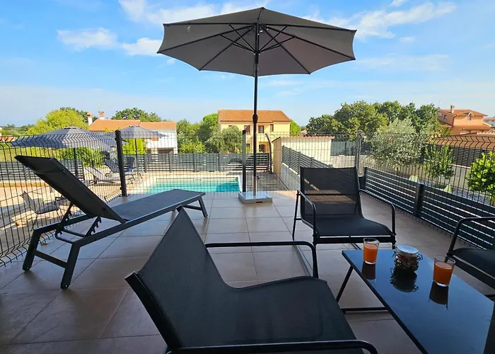 Appartement Bluemare With Shared Pool Ližnjan