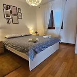 Apartamento Bluemare With Shared Pool Ližnjan