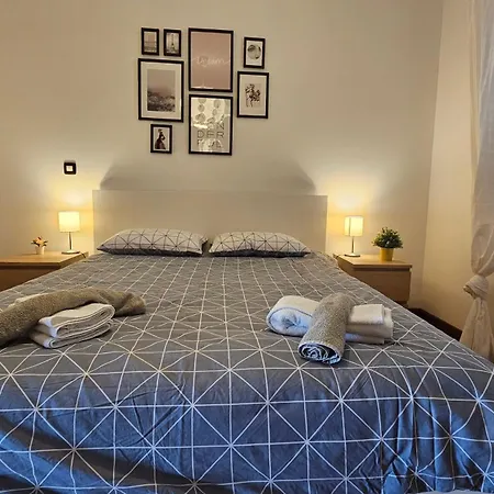 Bluemare With Shared Pool Apartment *