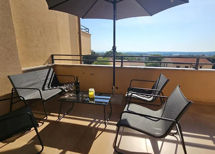 Bluemare With Shared Pool *