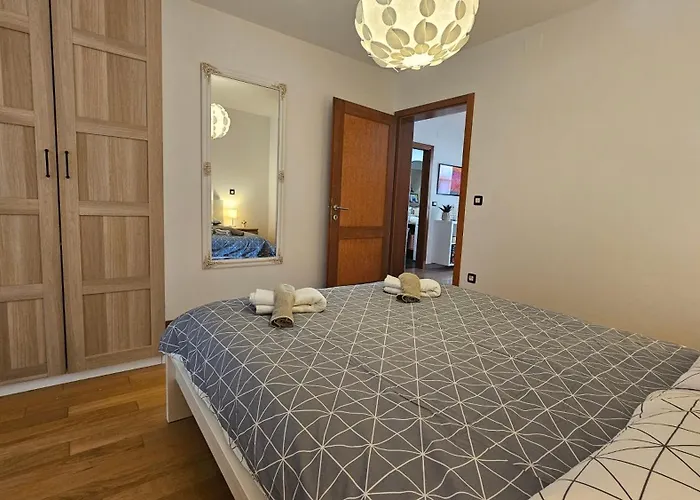 Bluemare With Shared Pool