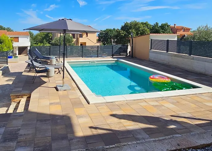 Bluemare With Shared Pool *